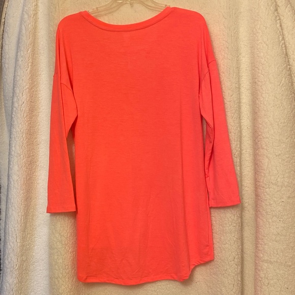 TOP - Picture 4 of 4